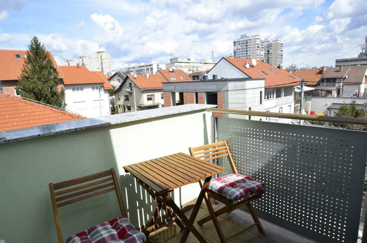 Simpa Stan U Potkrovlju Zagreb Eksteriør bilde